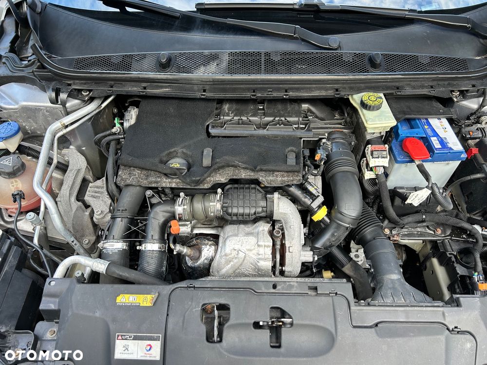 Peugeot 308 1.6 e-HDi Allure S&S - 12