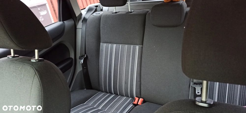 Ford Focus 1.6 TDCi Trend DPF - 13