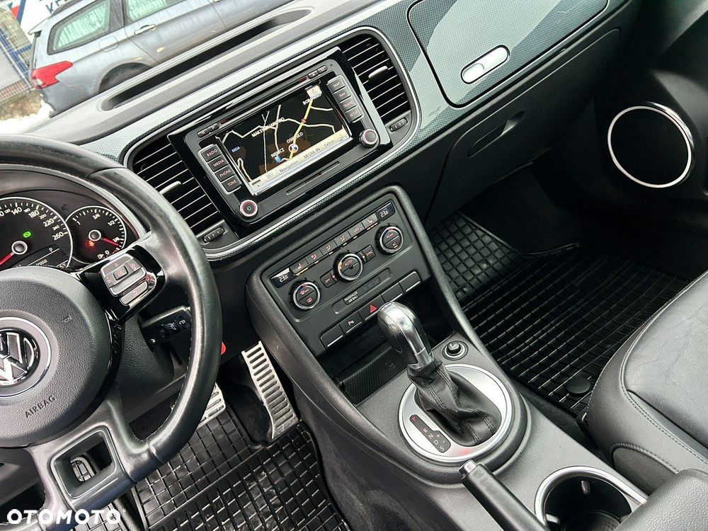 Volkswagen Beetle 2.0 TSI DSG Exclusive Sport - 20