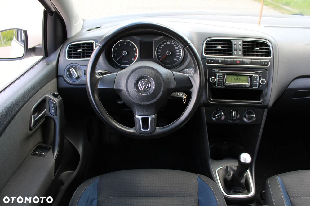 Volkswagen Polo 1.2 Team - 14