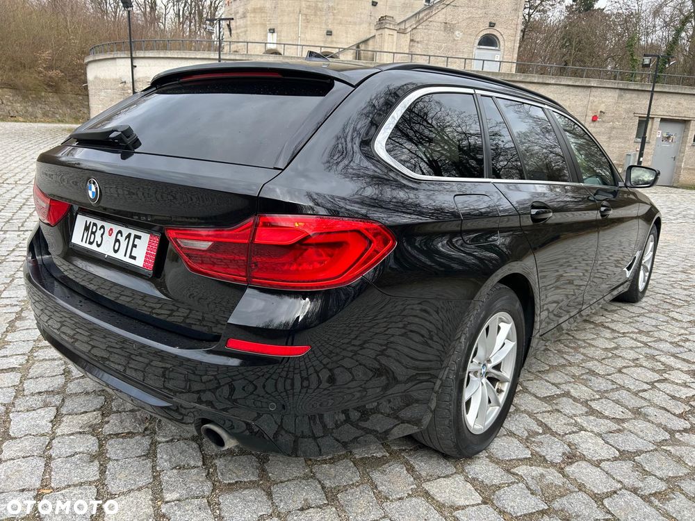 BMW Seria 5 530d xDrive Sport Line - 5