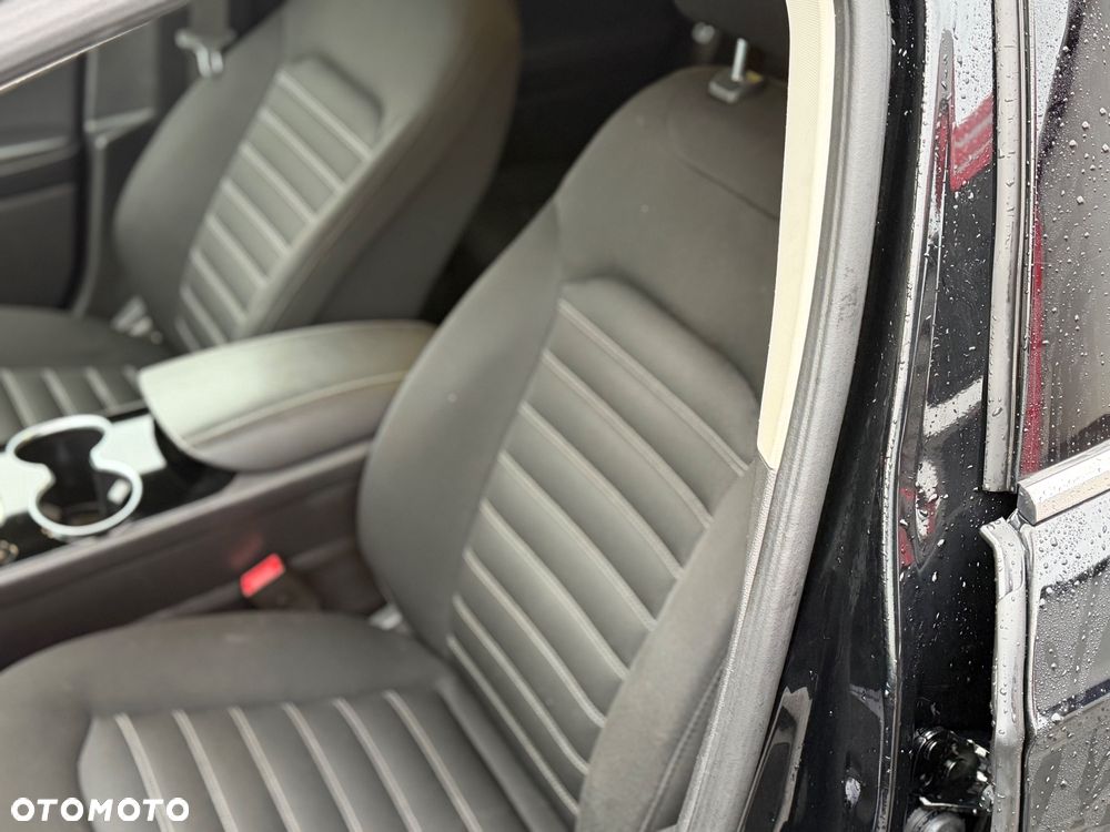 Ford Mondeo - 10