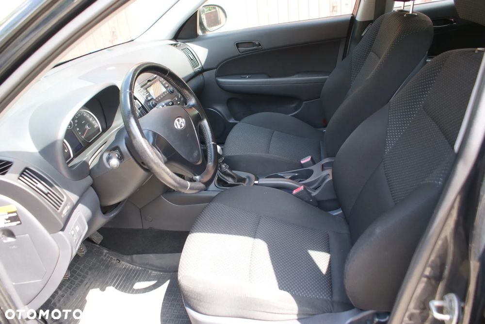Hyundai i30 1.4 Comfort - 9