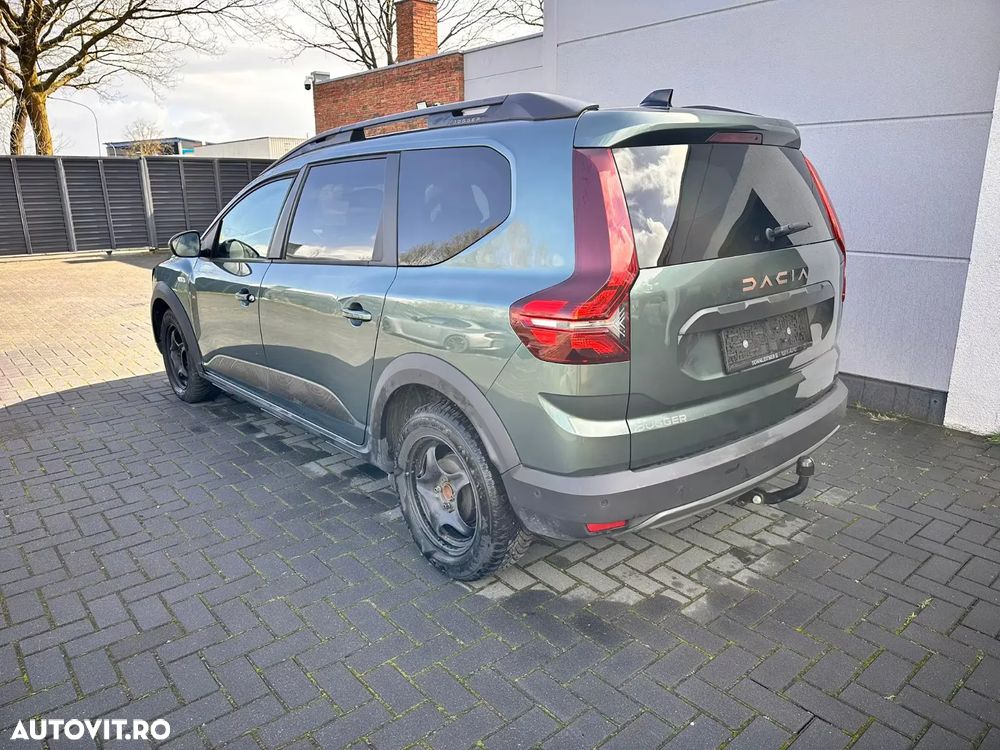 Dacia Jogger TCe 110 Journey - 3