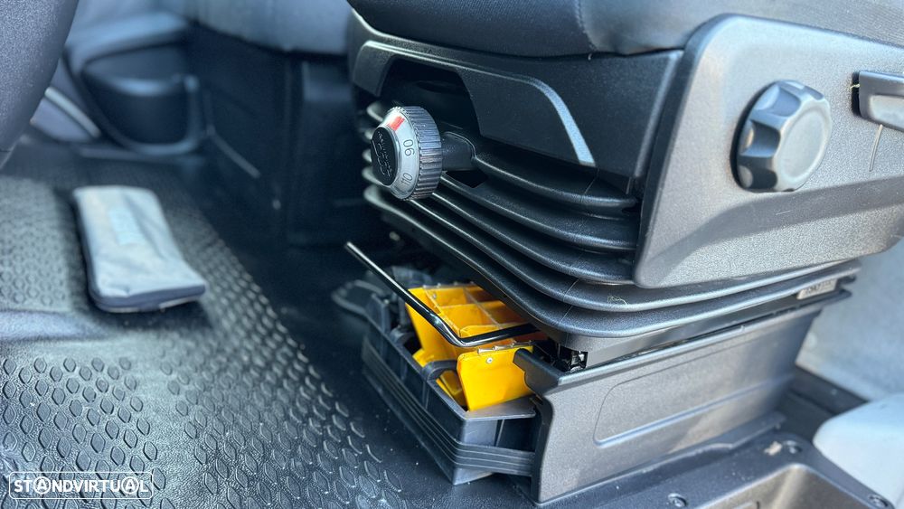 Iveco Daily 3.0 35C18H 3750 - 14