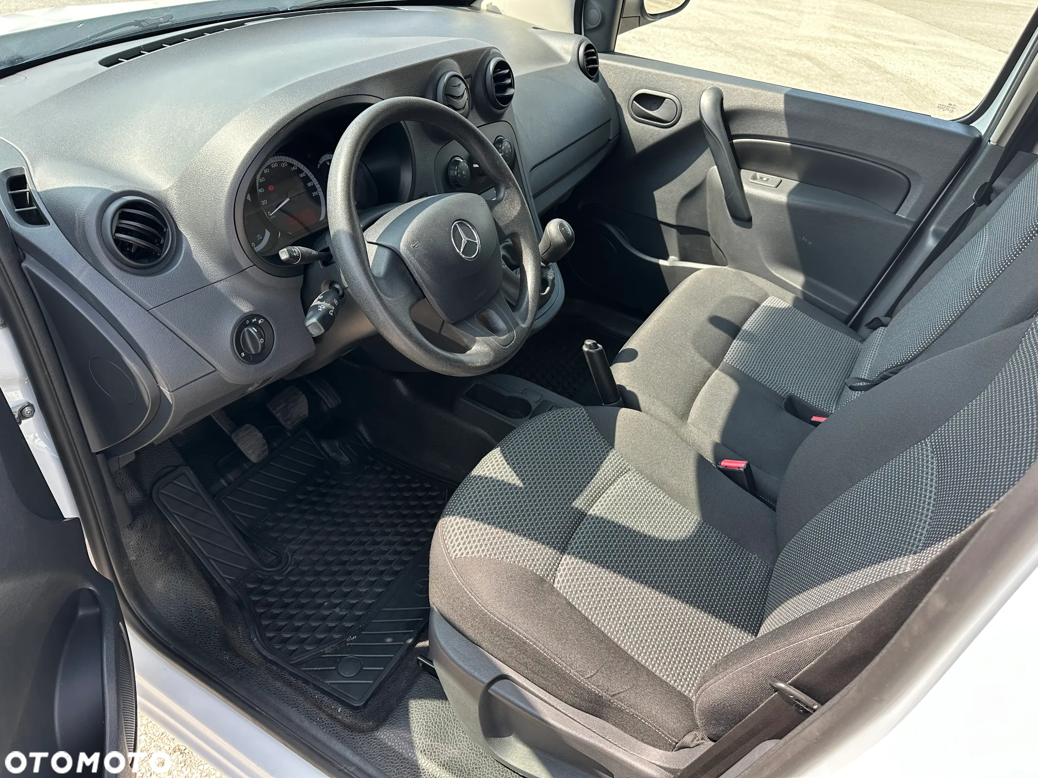 Mercedes-Benz Citan - 12