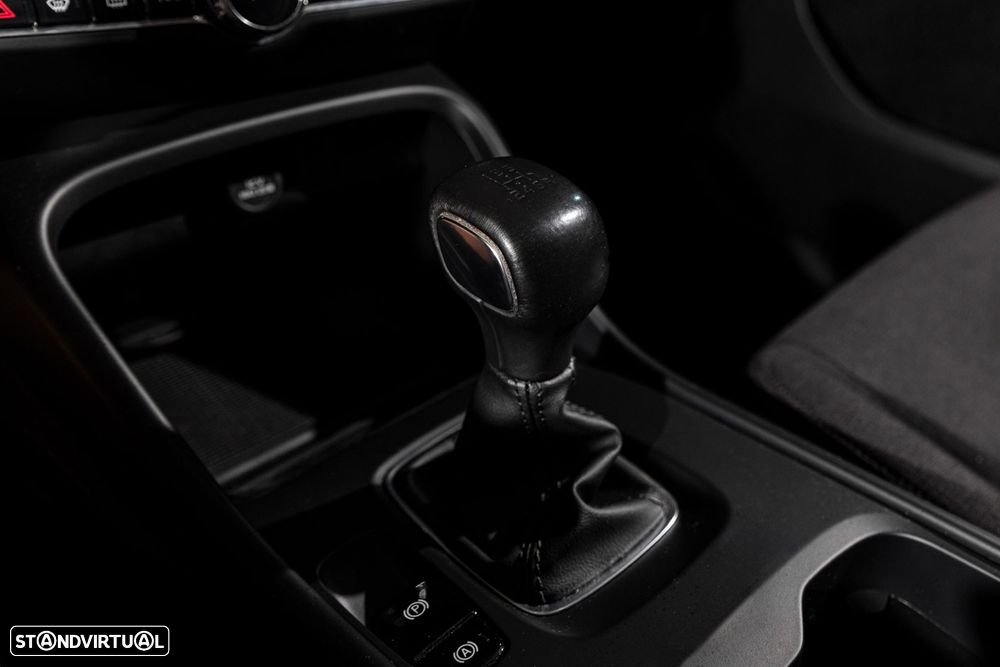 Volvo XC 40 2.0 D3 Momentum Core - 19