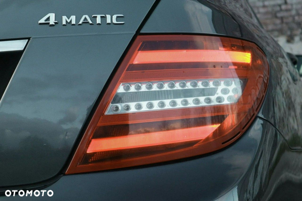 Mercedes-Benz Klasa C 350 BlueEff 4-Matic Avantgarde