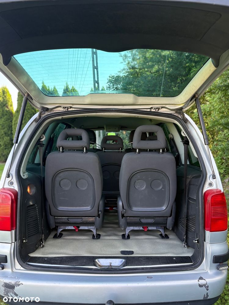 Volkswagen Sharan 1.9 TDI Basis - 14