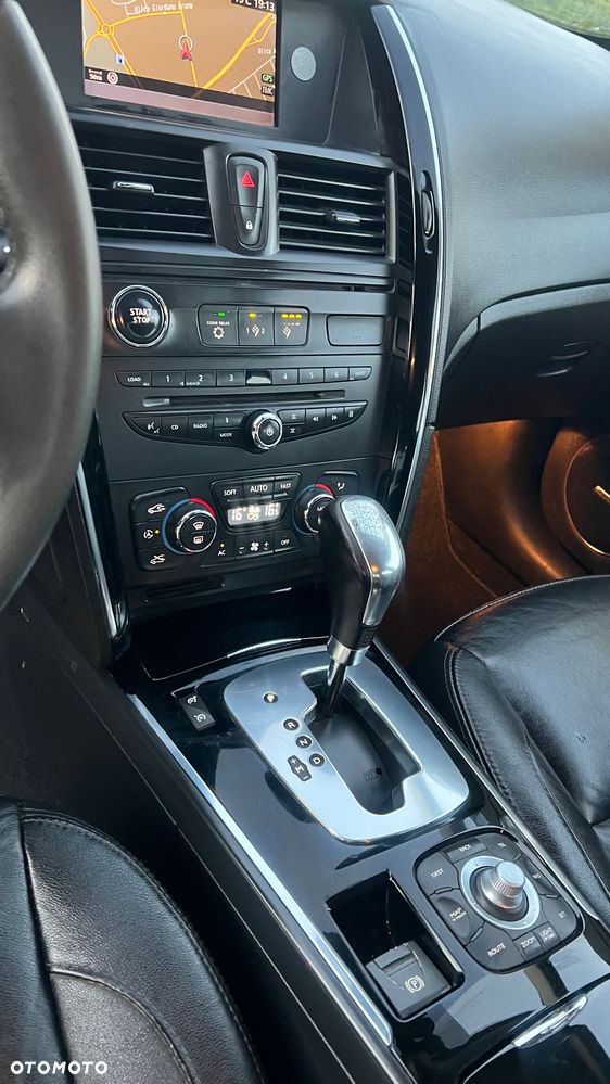 Renault Latitude 2.0 dCi Initiale - 18