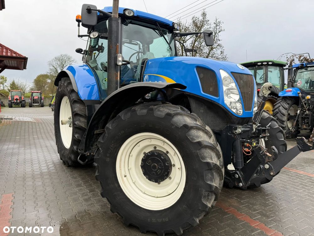 New Holland T7040  T7050 t 7.215 case puma - 2