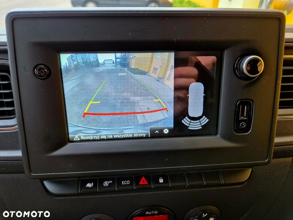 Renault Master - 25