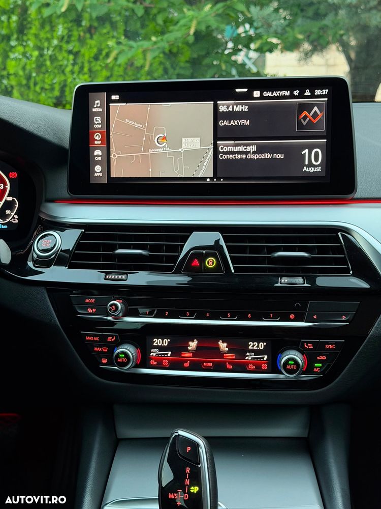 BMW Seria 5 530e Aut. Luxury Line - 15
