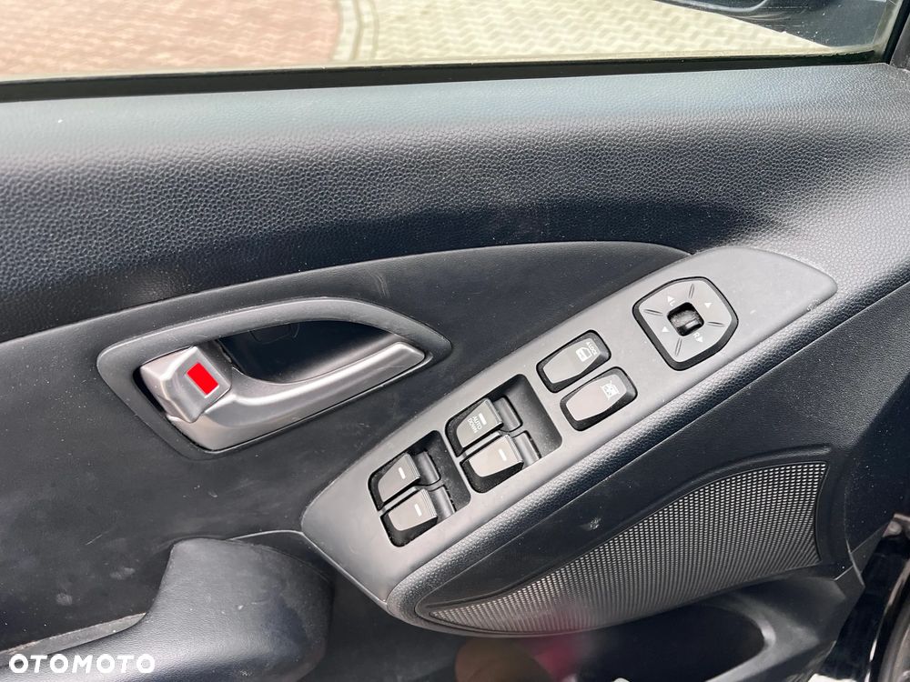 Hyundai ix35 - 13