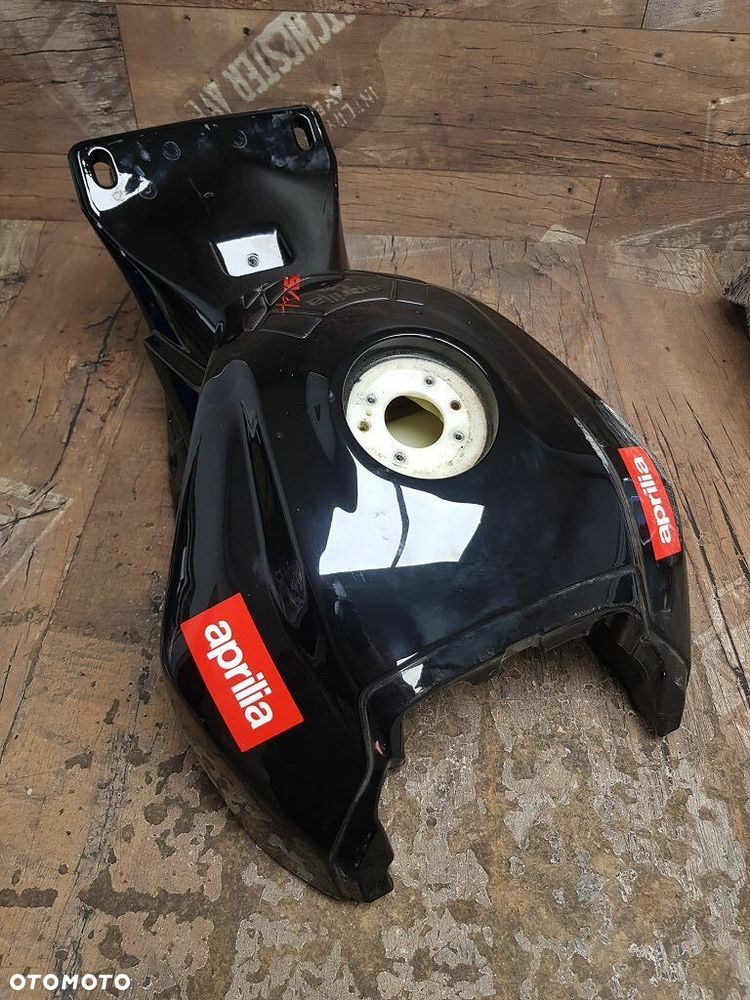 Zbiornik paliwa bak Aprilia RSV4  893695 - 7