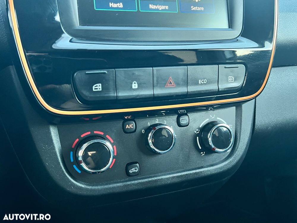 Dacia Spring Expression - 12