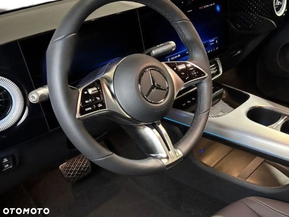 Mercedes-Benz CLA - 7