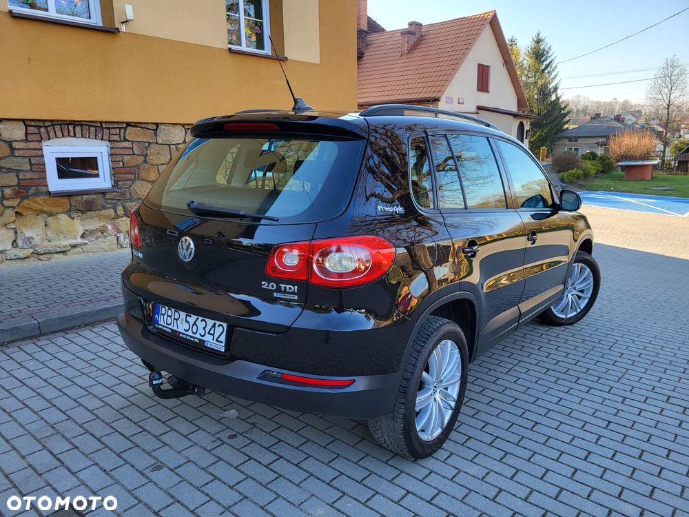 Volkswagen Tiguan - 10
