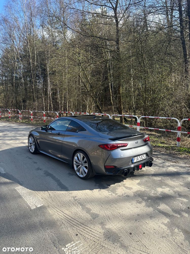 Infiniti Q60 - 8
