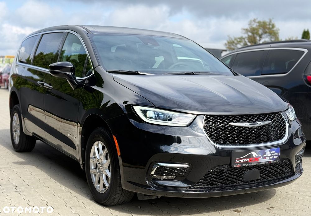 Chrysler Pacifica - 7