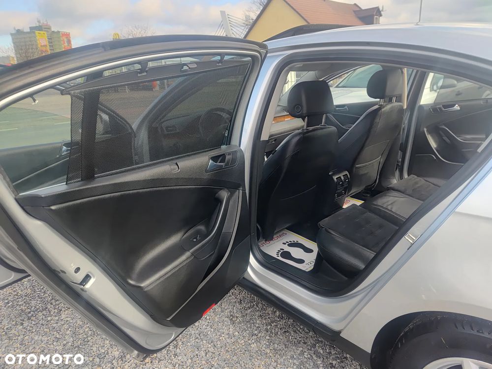 Volkswagen Passat 2.0 TDI DPF Comfortline DSG - 25