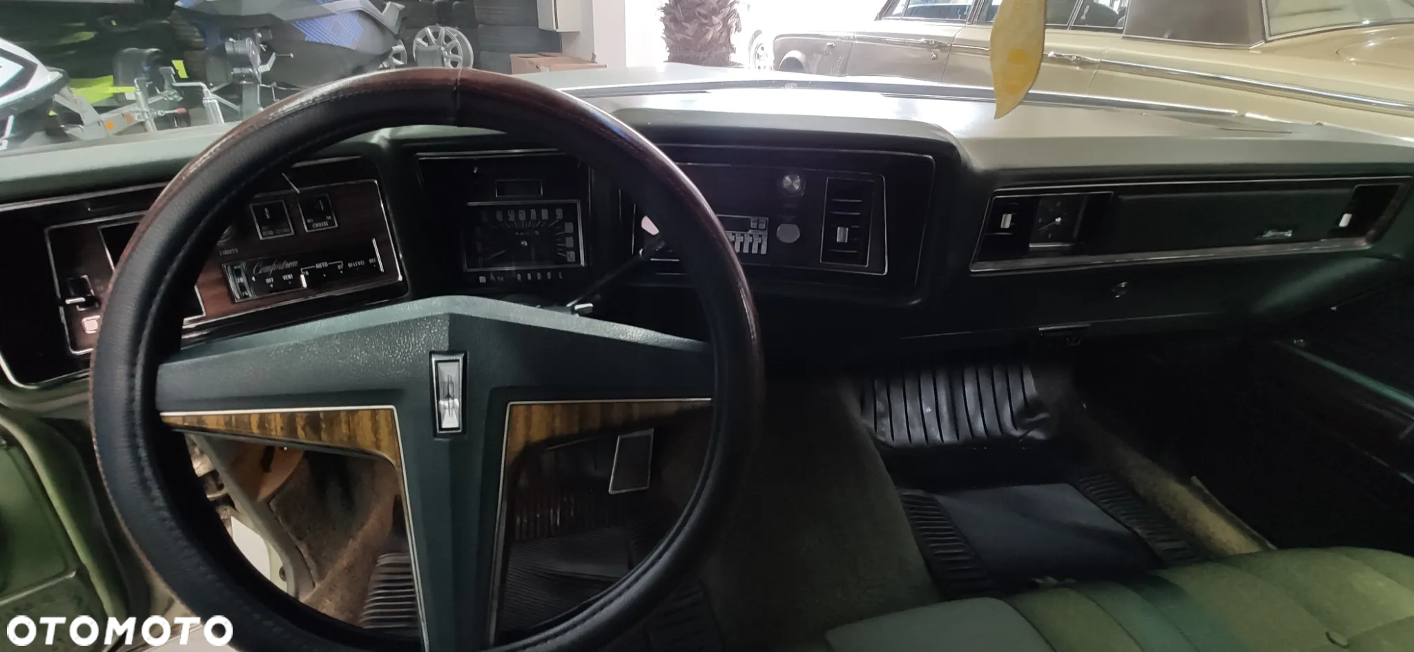 Oldsmobile Cutlass - 17