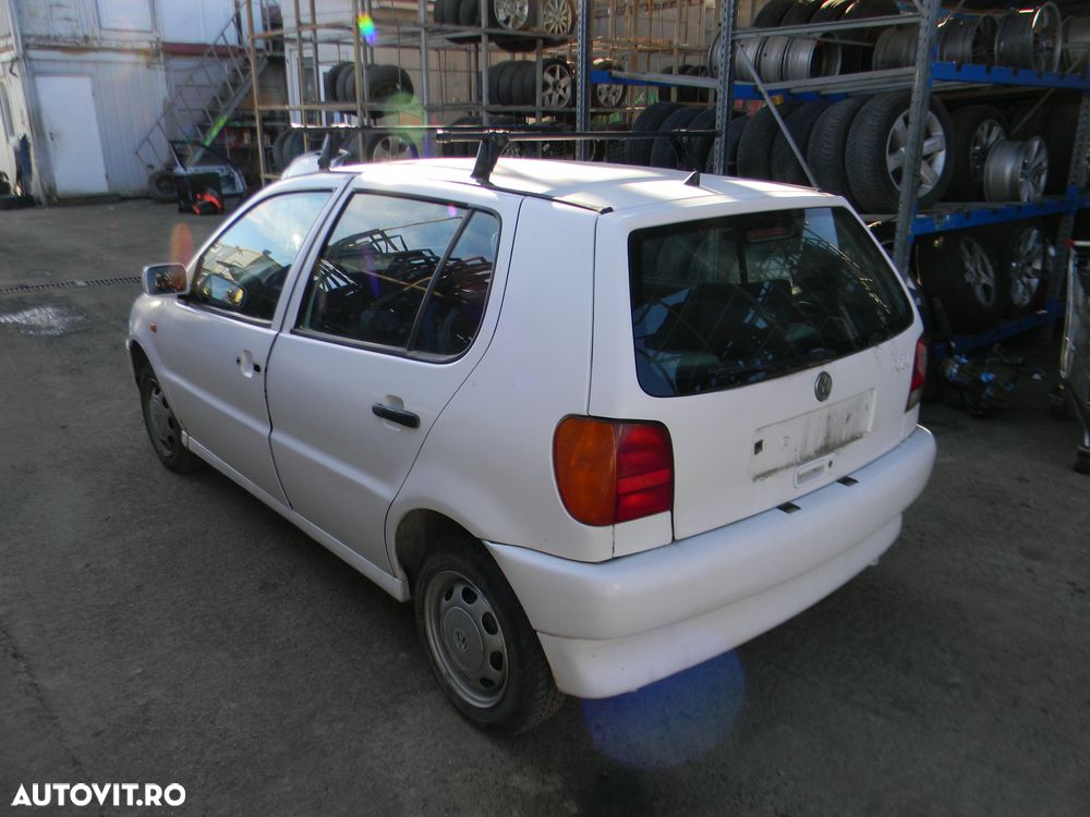 Dezmembrari  VW POLO (6N1)  1994  > 1999 60 1.4 Benzina - 4