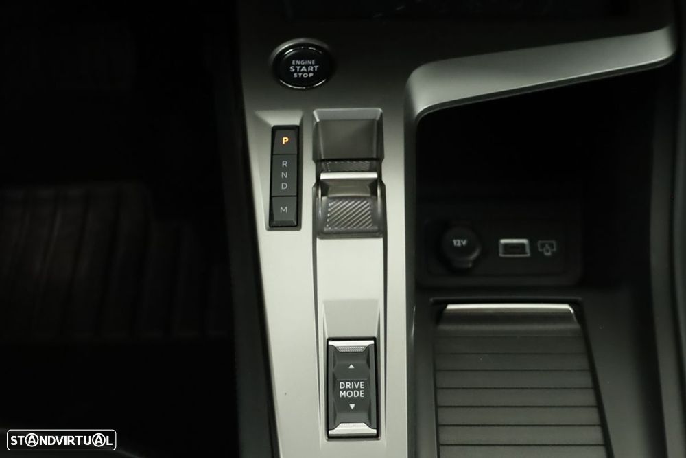 Peugeot 408 1.2 PureTech Allure EAT8 - 14