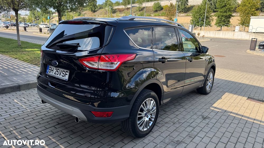 Ford Kuga 2.0 TDCi 4WD Powershift Titanium - 29