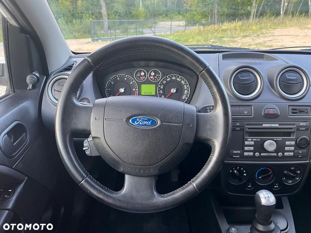Ford Fiesta 1.4 Connection - 21