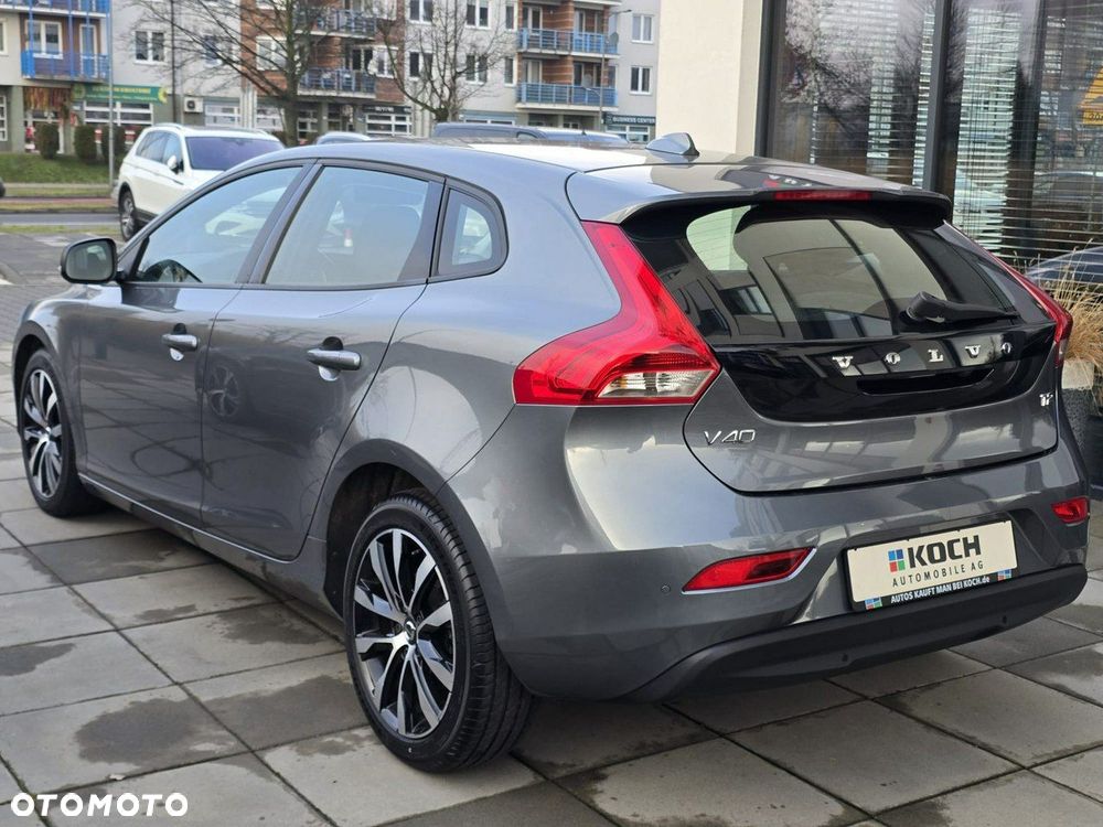 Volvo V40 - 2