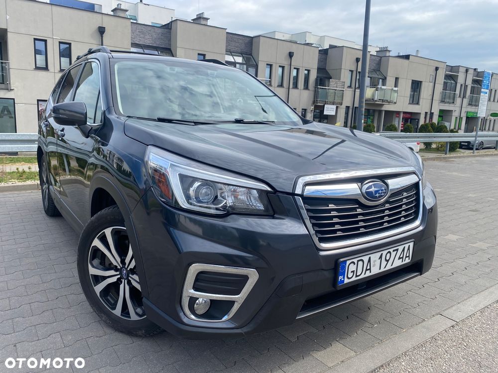 Subaru Forester 2.0 i Platinum Lineartronic - 4