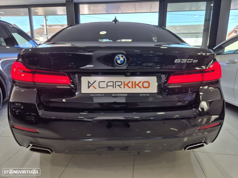 BMW 530 e Pack Desportivo M - 6