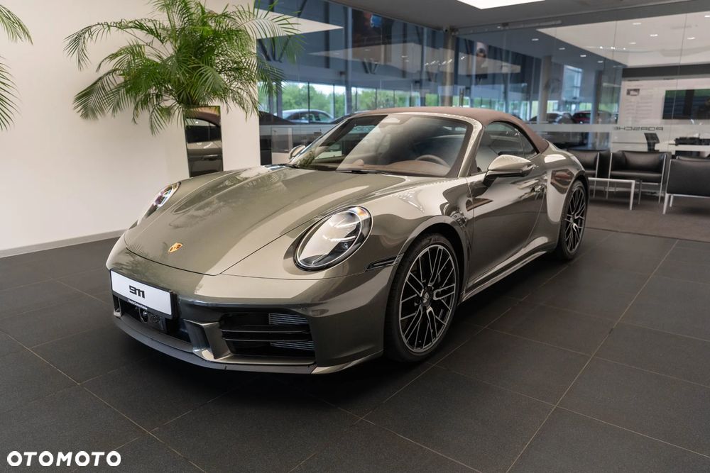 Porsche 911 Carrera 4S - 7