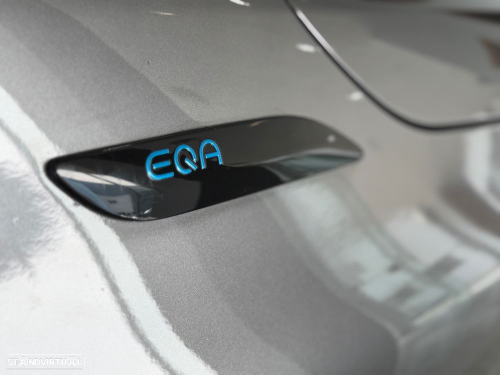 Mercedes-Benz EQA 250+ AMG Line - 13