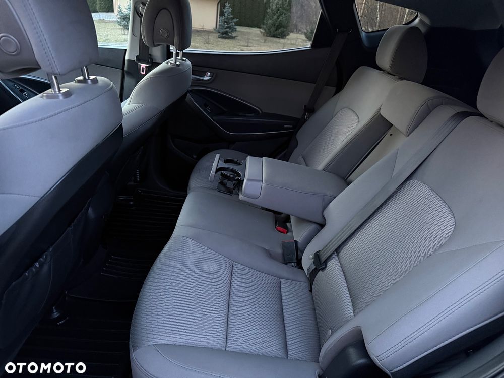 Hyundai Santa Fe 2.4 Sport Utility - 17