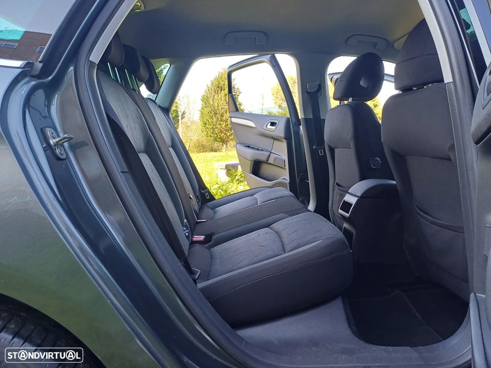 Citroën C4 1.6 HDi Exclusive - 35