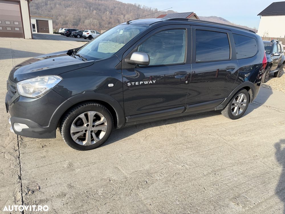Dacia Lodgy 1.5 dCi Stepway - 3