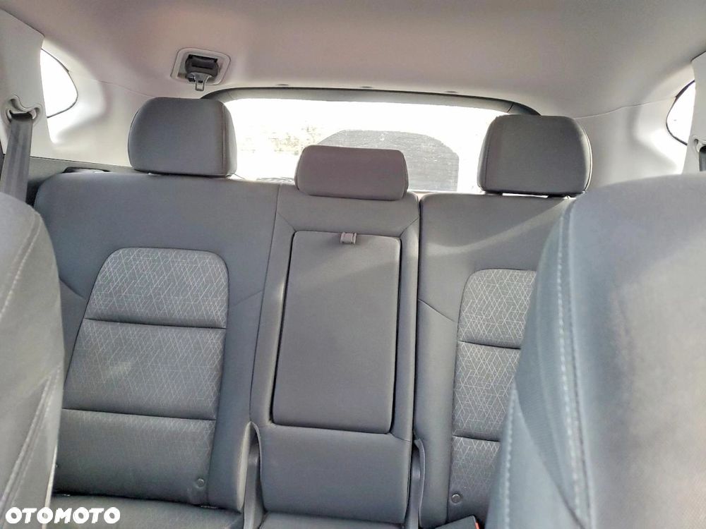 Hyundai Tucson 1.6 GDi 4WD DCT Premium - 9