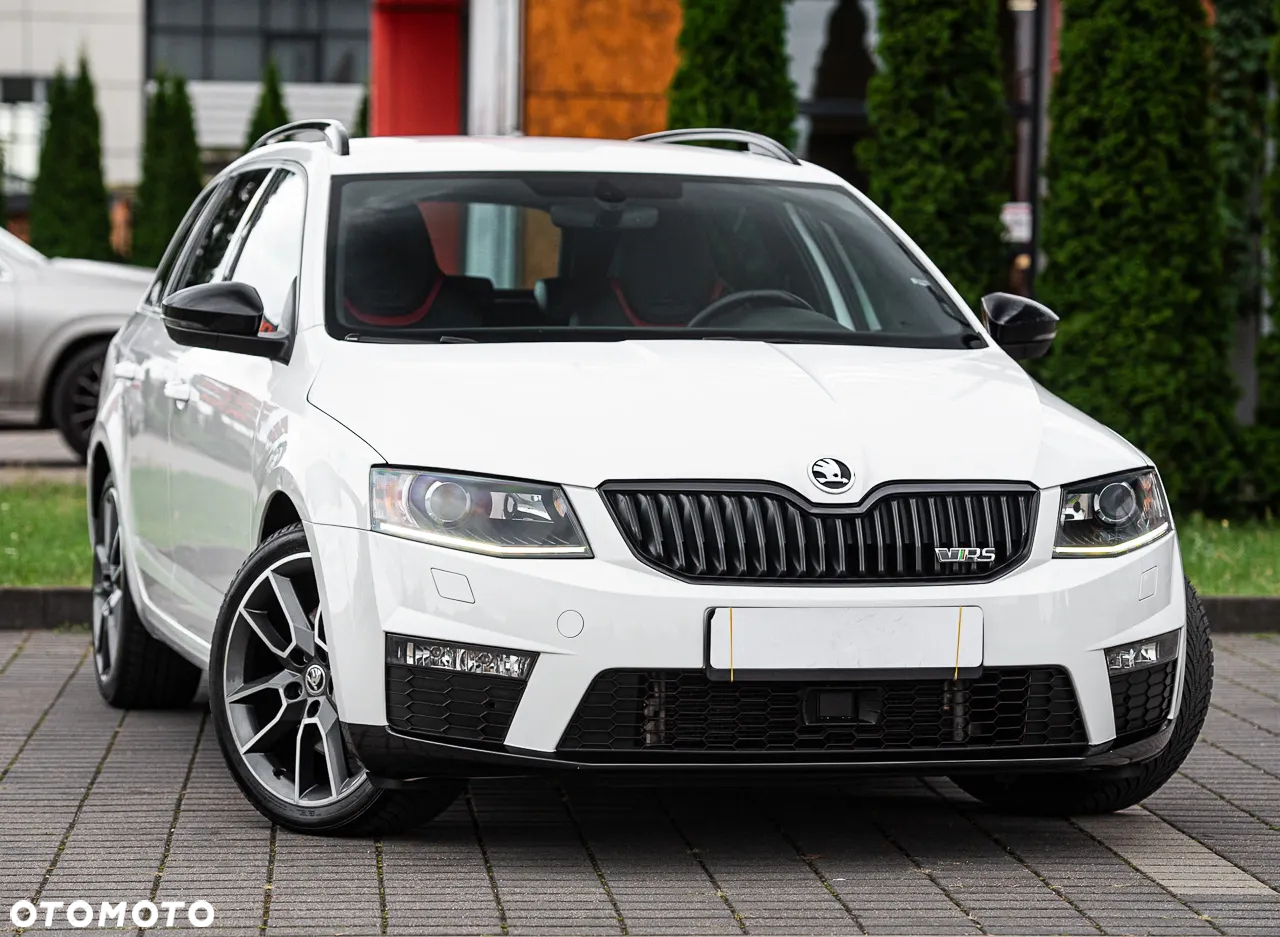 Skoda Octavia Combi 2.0 TDI 4x4 DSG RS - 2