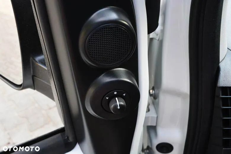 Fiat FIORINO 1.3 MJ Base - 17