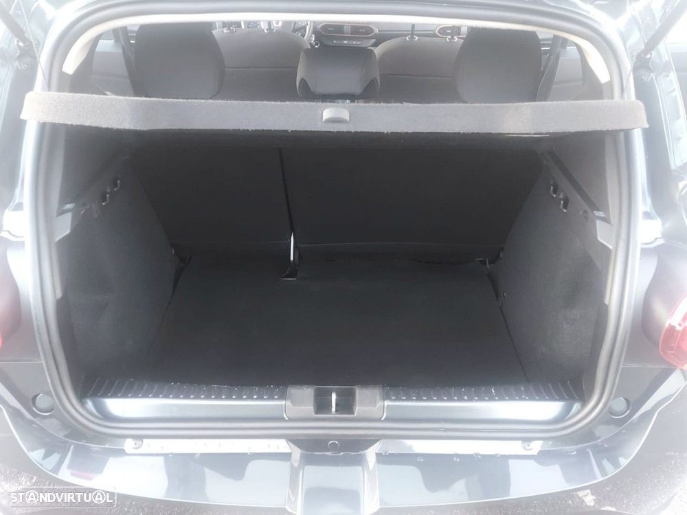 Dacia Sandero — fotografia 34