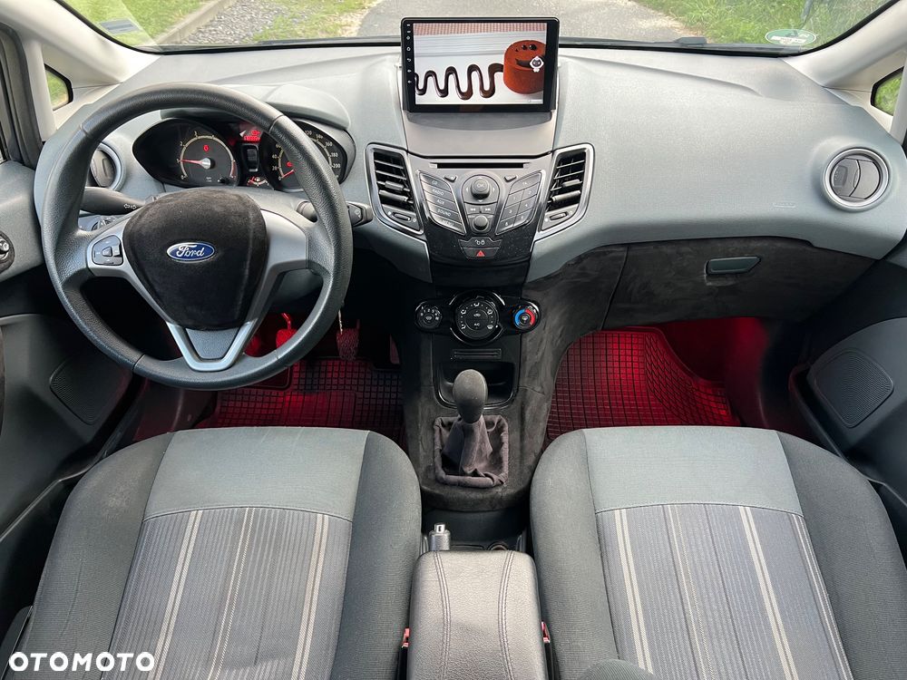 Ford Fiesta - 11