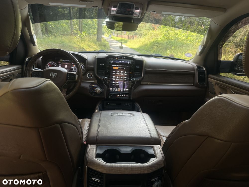 RAM 1500 Crew Cab Longhorn - 17