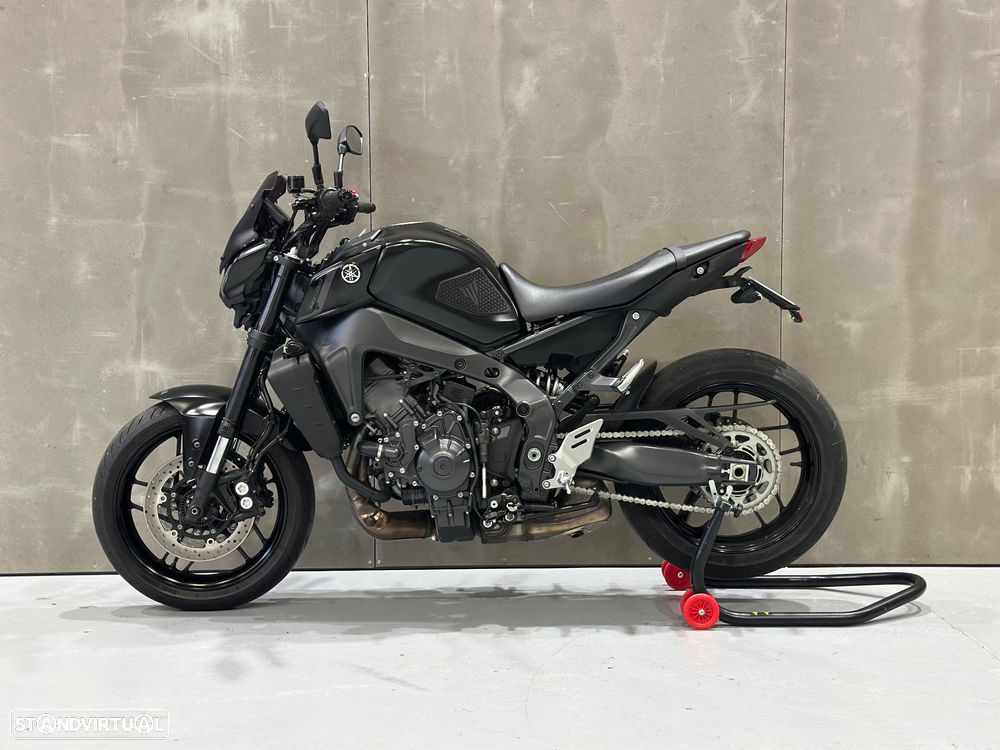 Yamaha MT-09 - 5