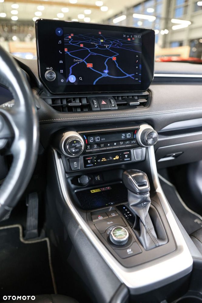 Toyota RAV4 - 23