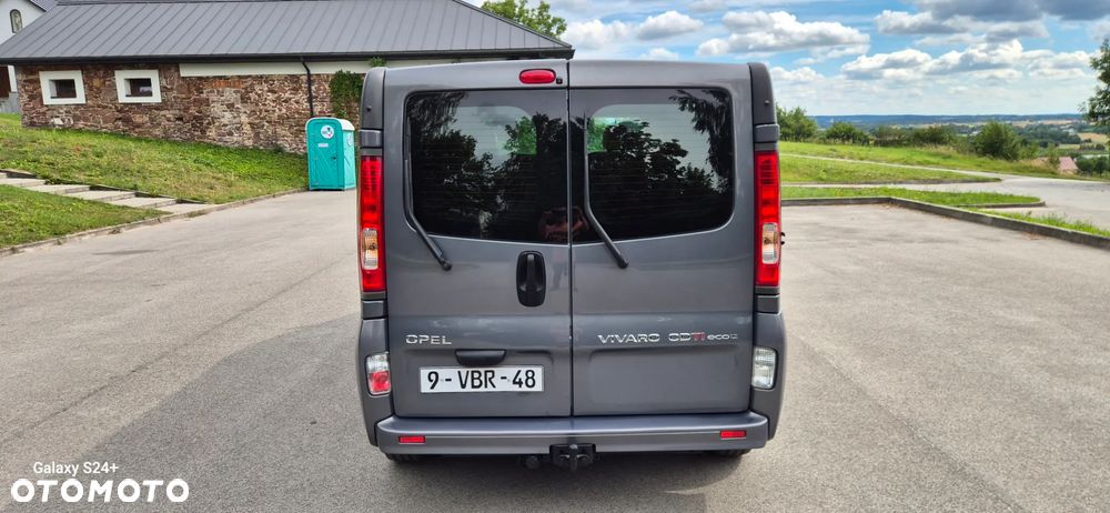 Opel Vivaro - 17