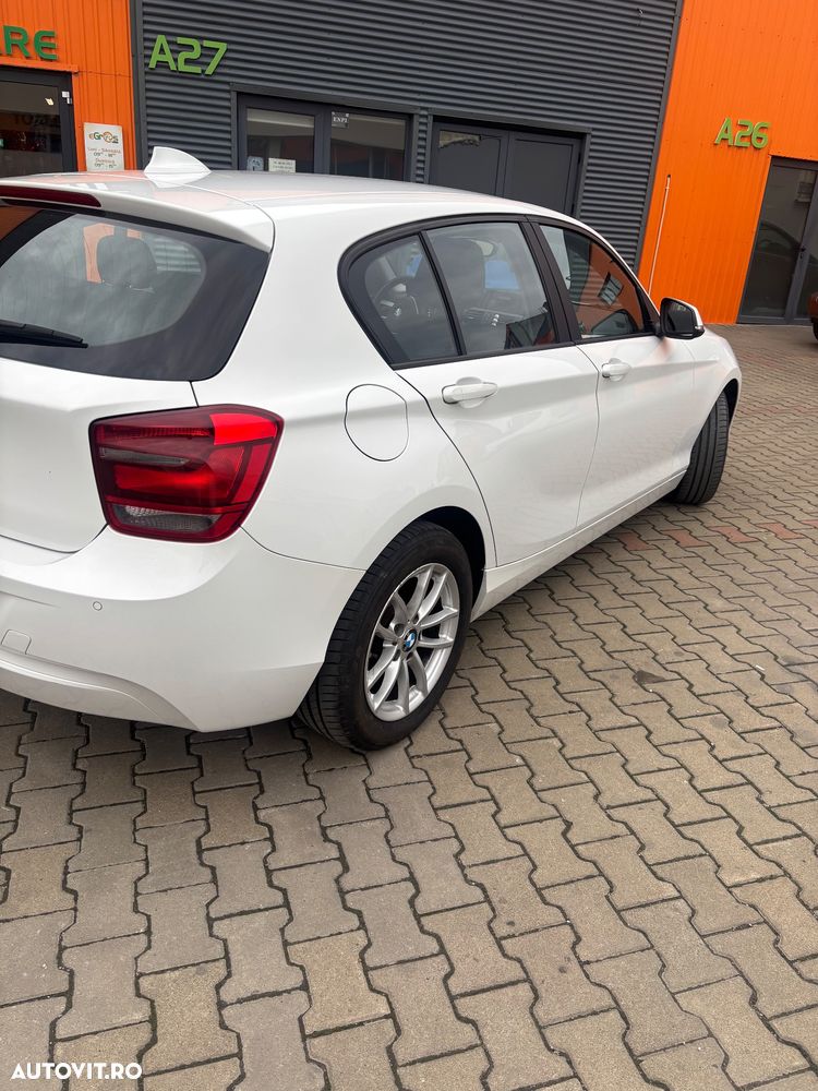 BMW Seria 1 116i - 4