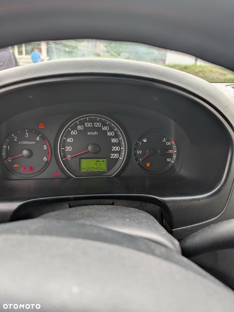 Hyundai H-1 2.5 CRDi Comfort - 3