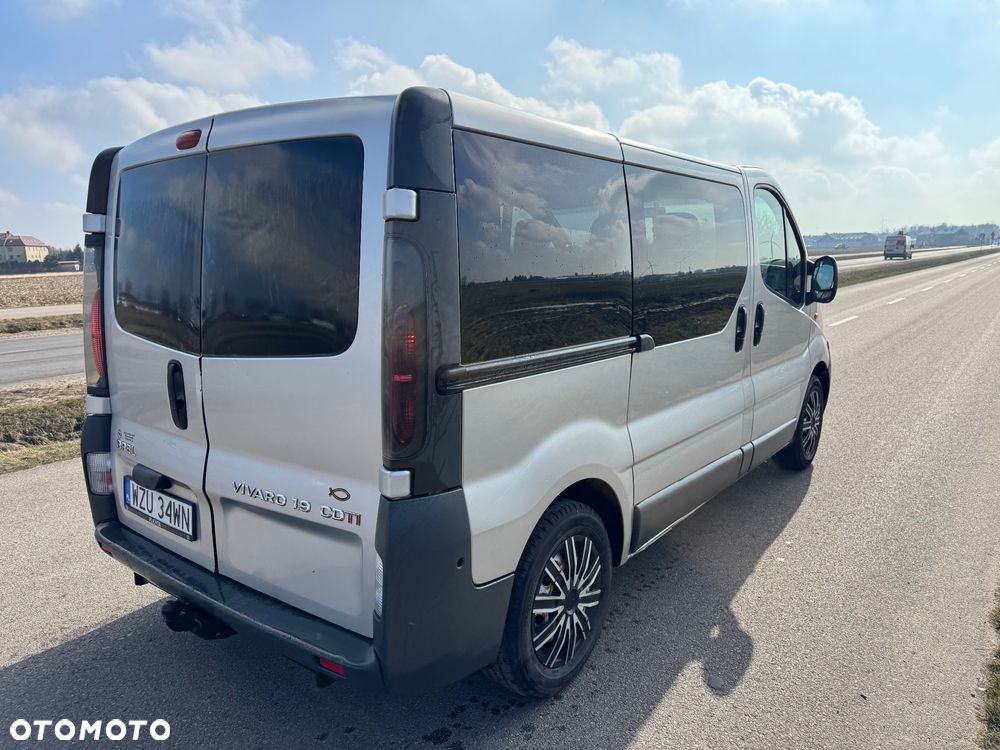 Opel Vivaro - 9